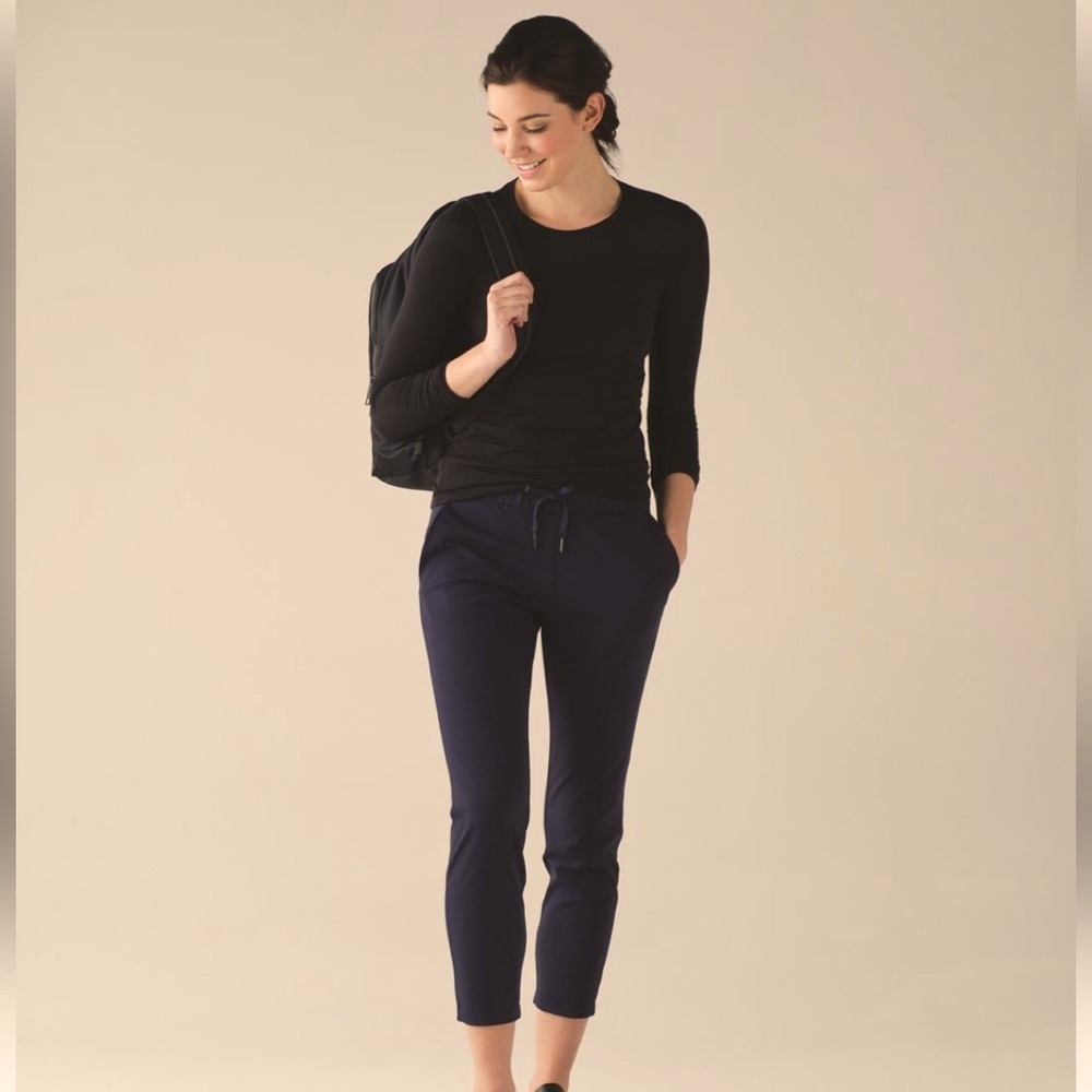 NWT Lululemon On The Fly Pant 7/8 Woven Black Size 6